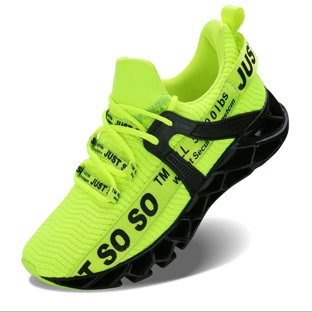 Athletic shoes - Picture 2 of 8